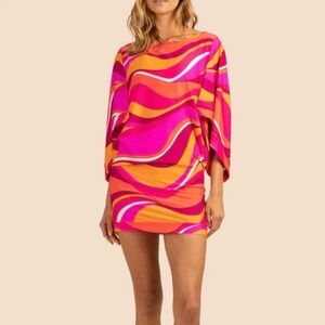 NWT Trina Turk “Vivid Vista” resort ready swim coverup